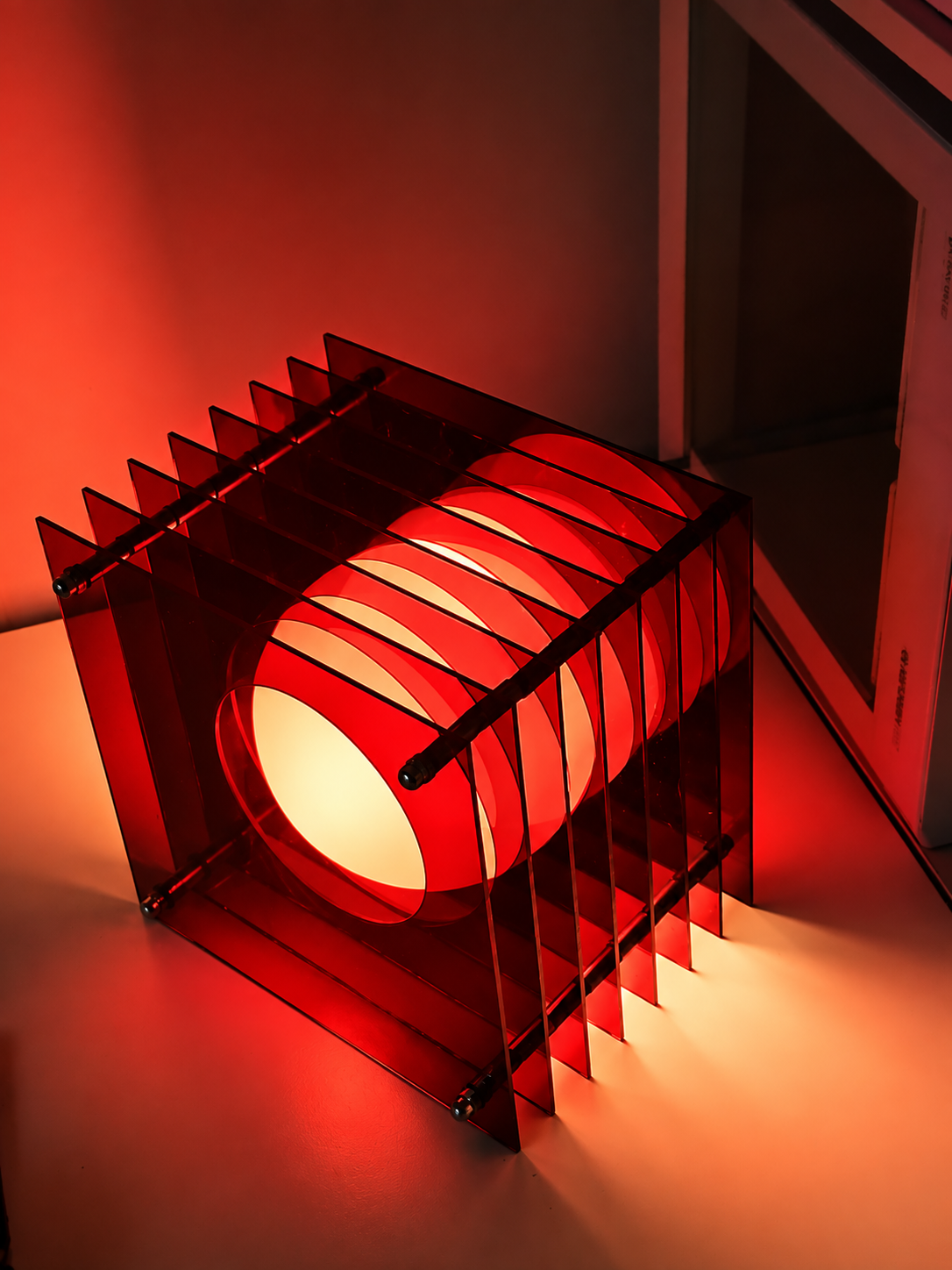 Vortex 3D tunnel acrylic desk lamp in Red